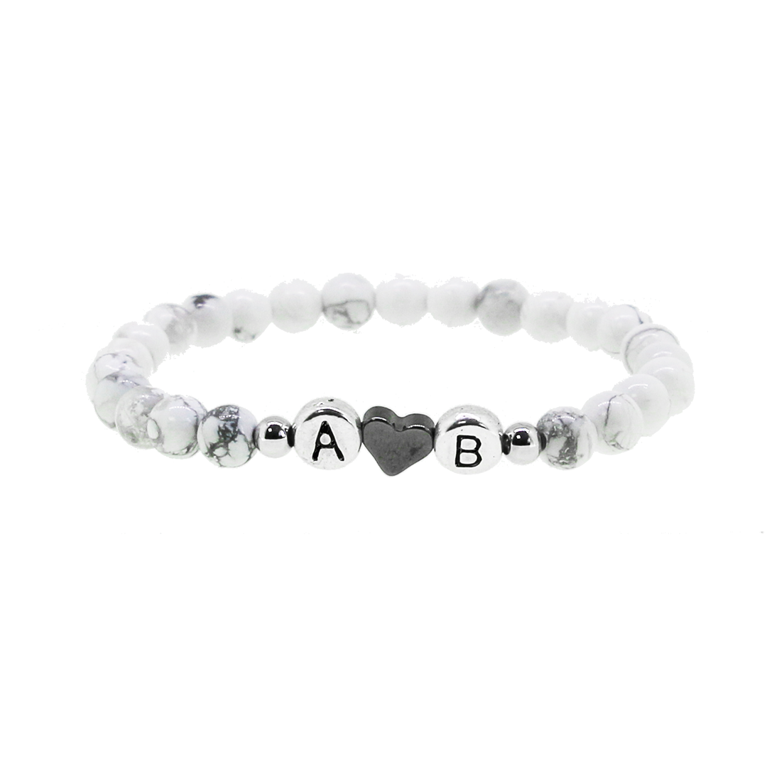 1 x White Heart Silver Metal Letter Armband